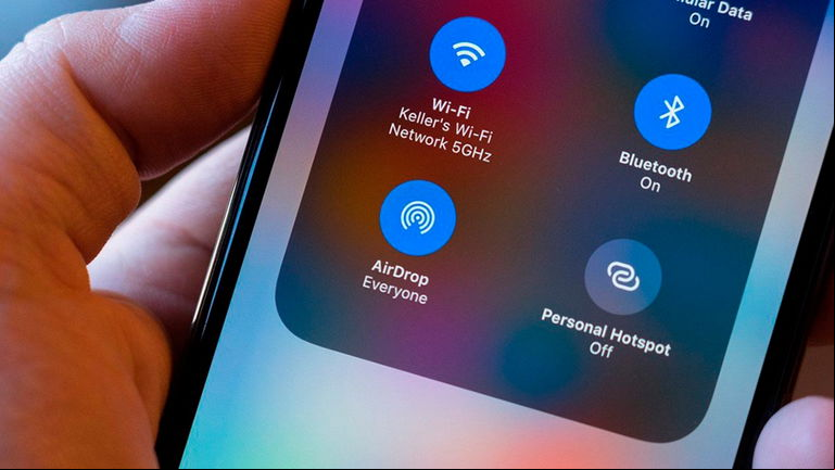 Todo lo que tienes que saber sobre AirDrop: qué puedo enviar y dónde guarda el iPhone los archivos recibidos