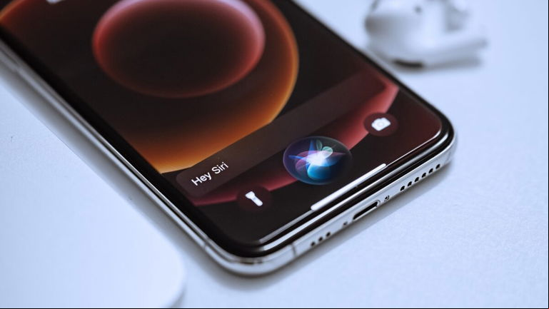 Siri Remote: Cómo usar el nuevo mando de Apple TV 4