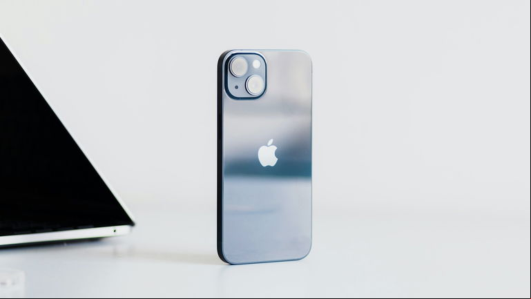 El iPhone con mejor relación a nivel calidad-precio que puedes comprar ahora mismo es este: solo cuesta 300 euros y tiene todo lo que necesitas